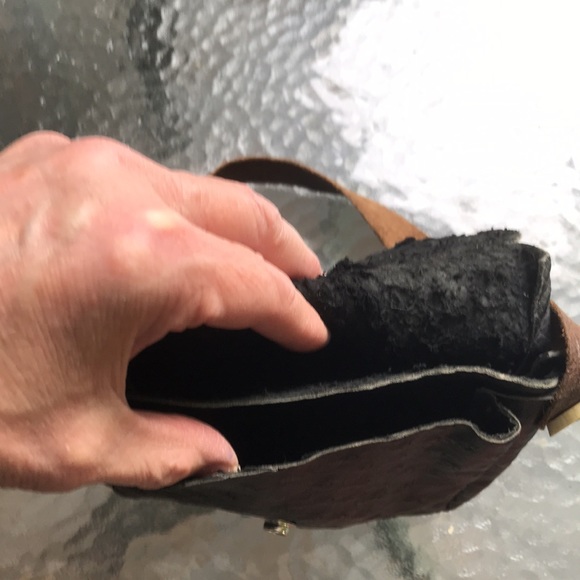 Handcrafted Ostrich Leather Boho pouch or purse with 4 antler button accents. - Picture 4 of 6